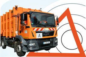 Symbolbild f&uuml;r Abfall Aktuell mit Warndreieck und Entsorgungsfahrzeug