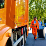 Bild Tonnenentleerung