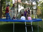 Trampolin im CVJM-Garten